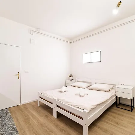Gala Apartment *